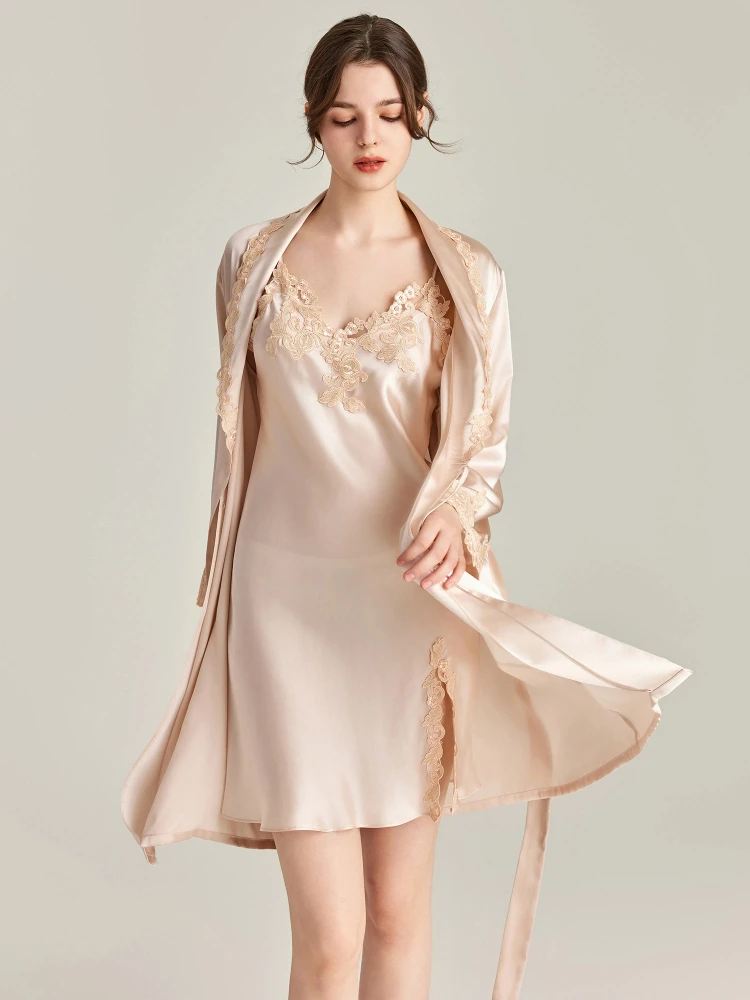 French Style 100% Mulberry Sil – Robe Silk Women Bewertung und Preis